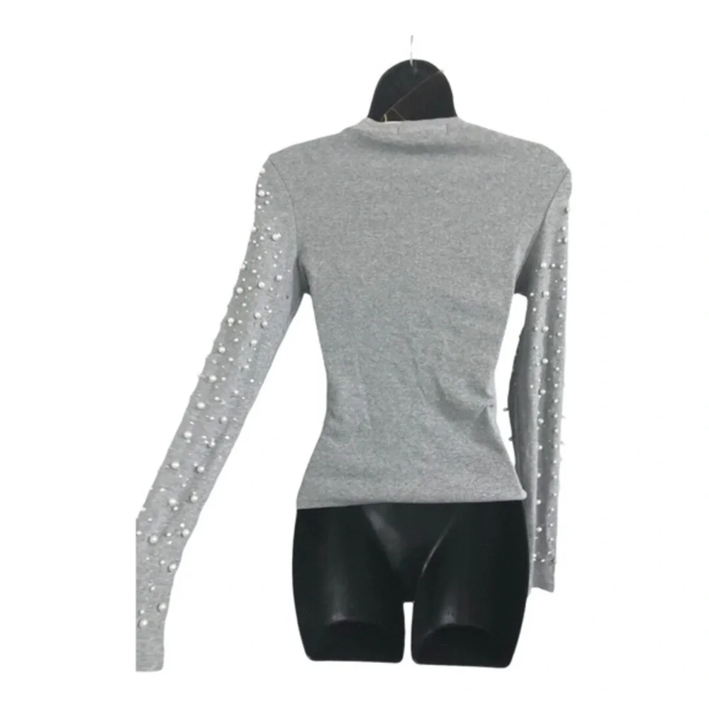 Beautiful Stunning pearl beaded gray long sleeve sweater knit top size small new